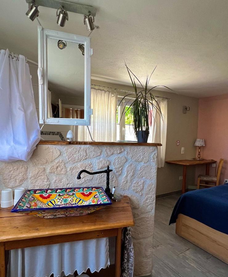 Gemuetliche Gaestezimmer In Einem Neu Sanierten Fachwerkhaus Sachsenheim Εξωτερικό φωτογραφία